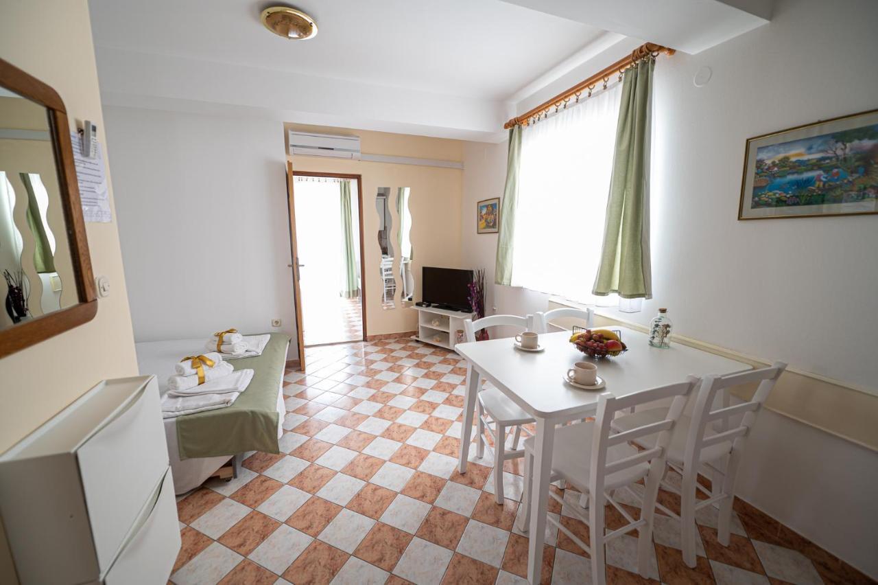 Apartmani Marin No1. Водице Екстериор снимка