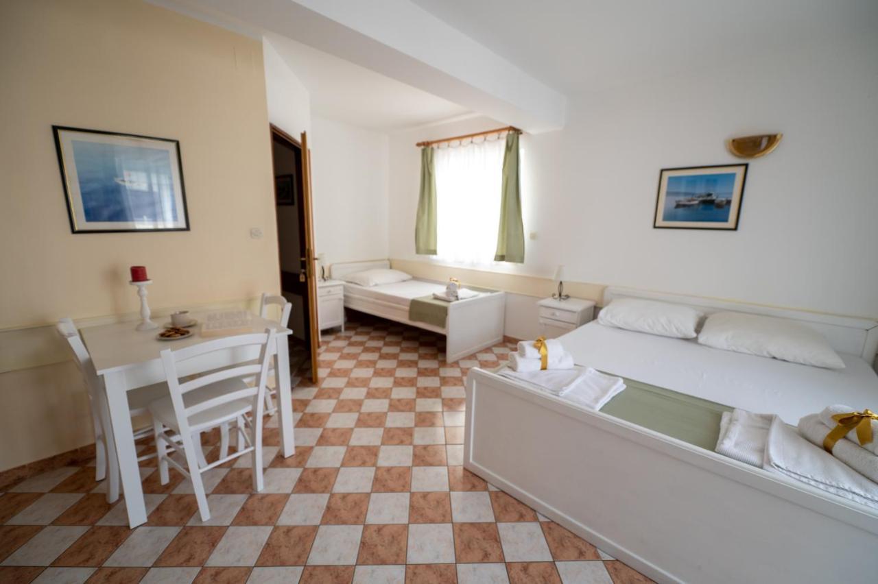 Apartmani Marin No1. Водице Екстериор снимка